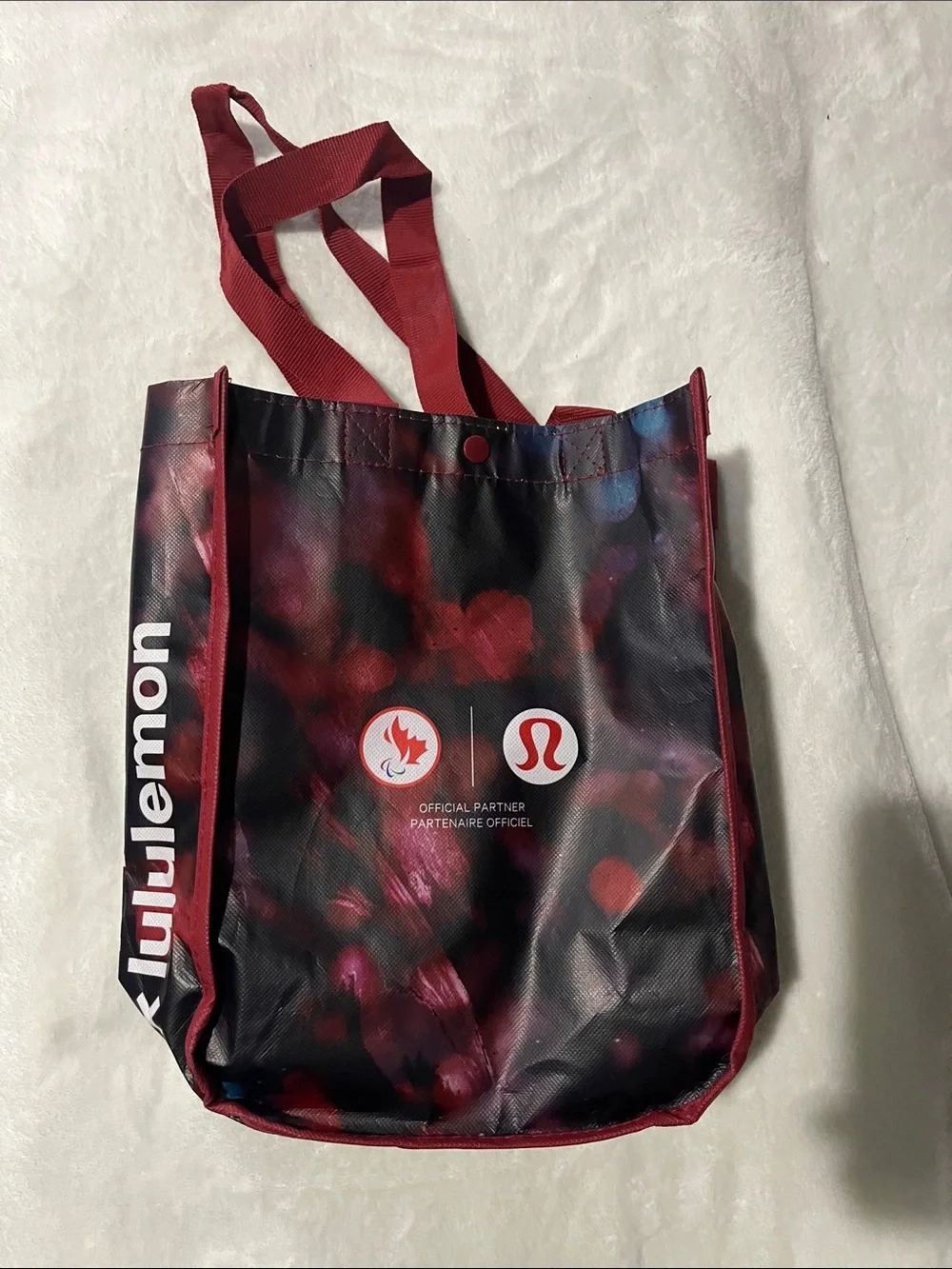 free lululemon bag with purchase Reusable Tote Carryall Handbag (Red) : Home & Kitchen Can You Ask for Lululemon